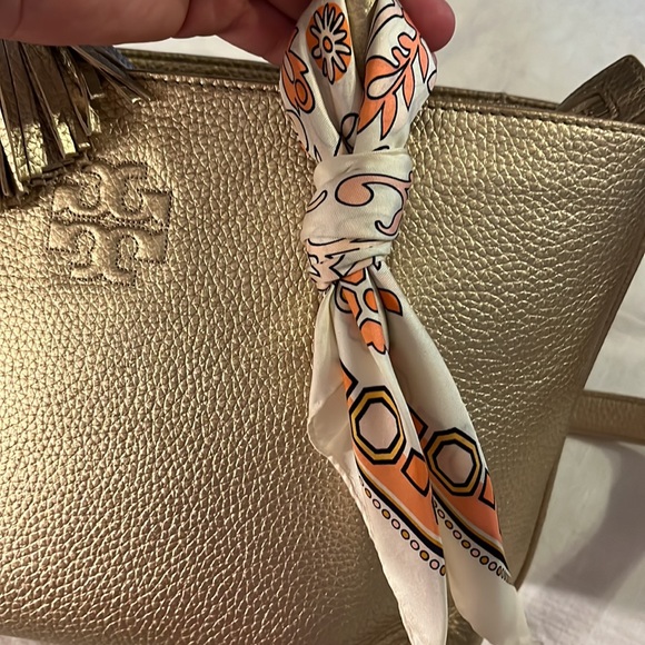 Stunning Tory Burch bag - Picture 15 of 16